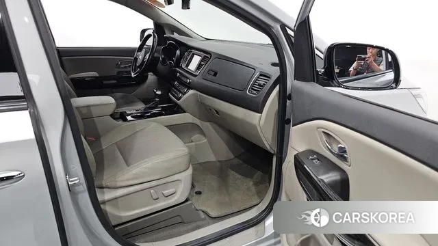 Kia The New Carnival id 3297018 из Кореи 20