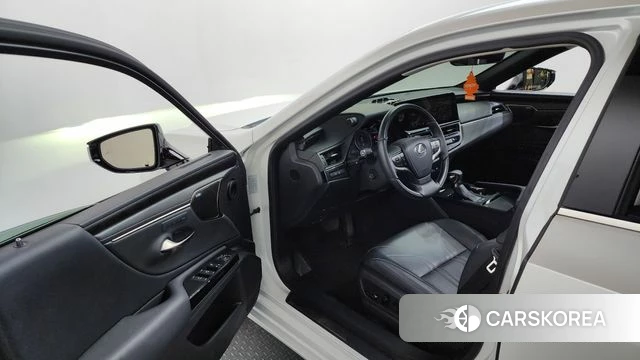 Lexus ES300h 7th generation id 4701517 из Кореи 34