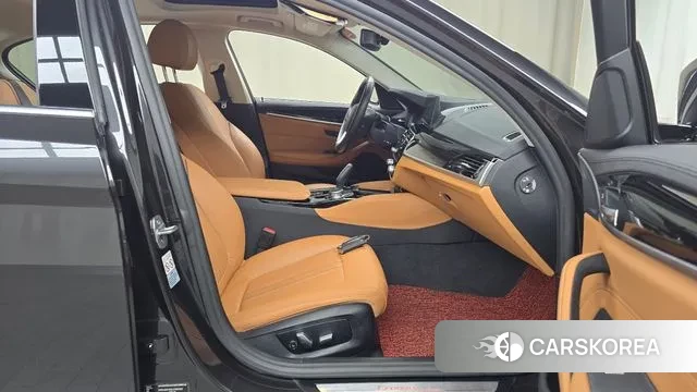 BMW 5 Series (G30) id 3525786 из Кореи 20