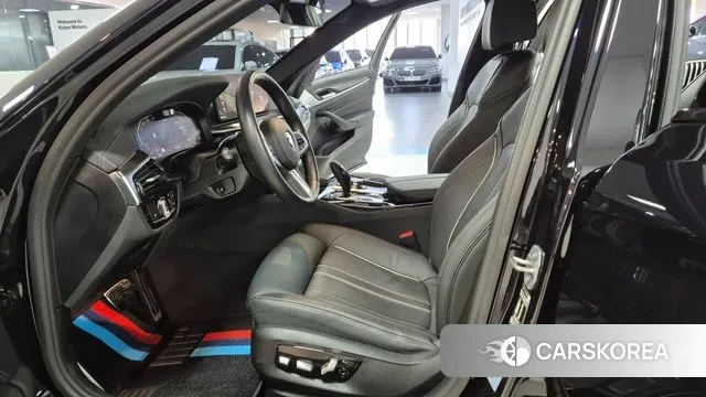 BMW 5 Series (G30) id 3534135 из Кореи 20