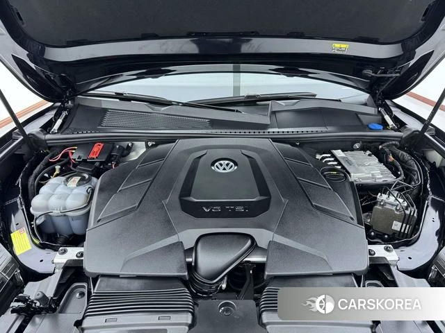 Volkswagen Touareg id 4271070 из Китая 23