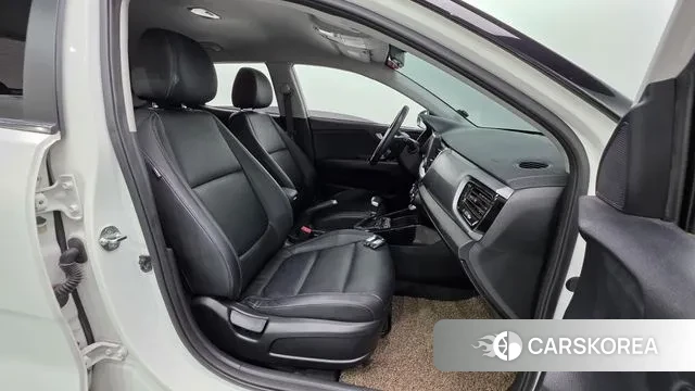 Kia Stonic id 3233589 из Кореи 20