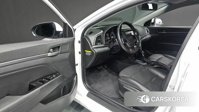 Hyundai Avante AD id 4587391 из Кореи 20