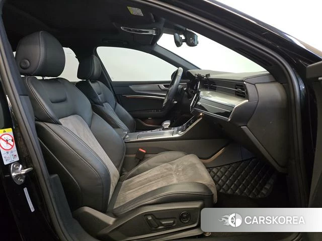 Audi A6L id 4359046 из Китая 15