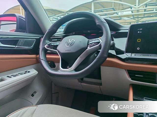 Volkswagen Tourang id 4314349 из Китая 25