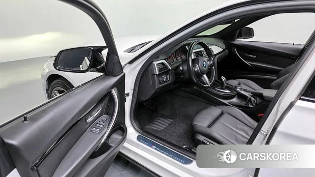 BMW 3 Series (F30) id 4020679 из Кореи 20