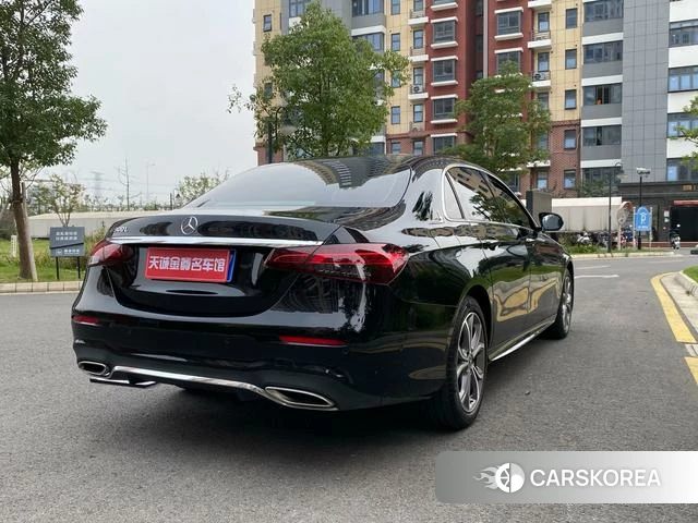 Mercedes-Benz E-class id 4255878 из Китая 22