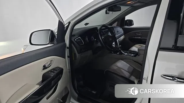 Kia The New Carnival id 3361945 из Кореи 20