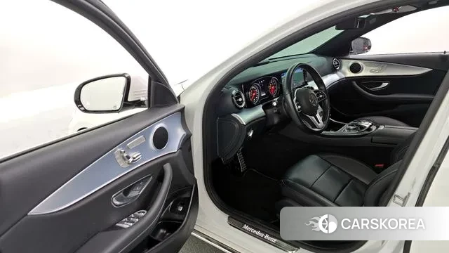 Mercedes-Benz E-Class W213 id 3598508 из Кореи 20