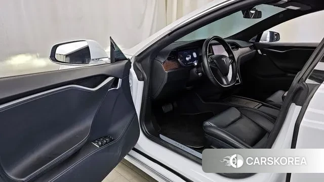 Tesla Model S id 3422423 из Кореи 21