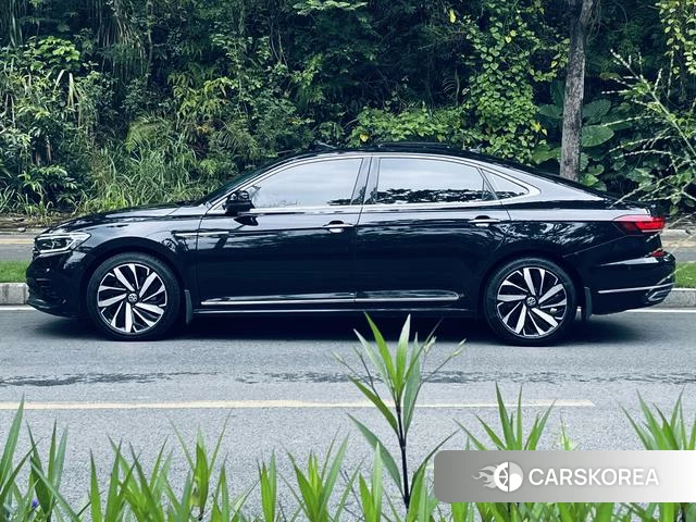Volkswagen Passat id 4301079 из Китая 12