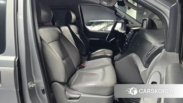 Hyundai The New Grand Starex id 3598982 из Кореи 20