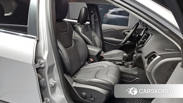 Jeep Cherokee (KL) id 3232711 из Кореи 20