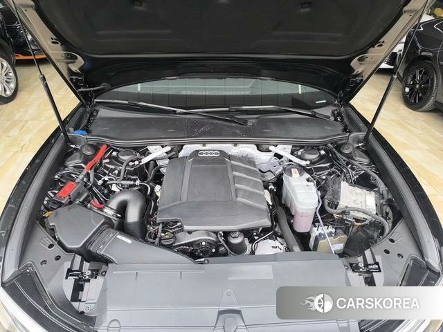 Audi A6L id 4273433 из Китая 17