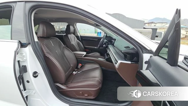 Hyundai Grandeur (GN7) id 3934279 из Кореи 20