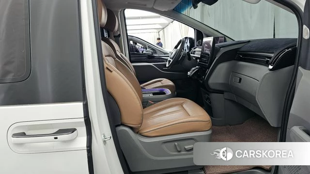 Hyundai Staria id 4231604 из Кореи 38