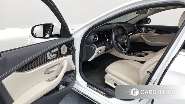 Mercedes-Benz E-Class W213 id 3296314 из Кореи 20