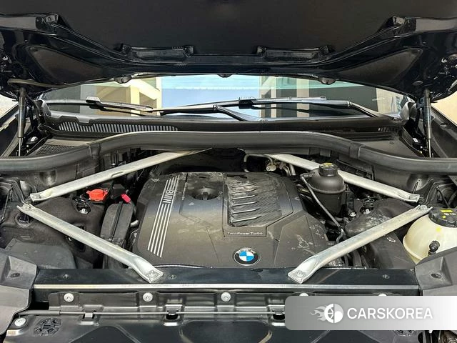 BMW X7 id 4213593 из Китая 18