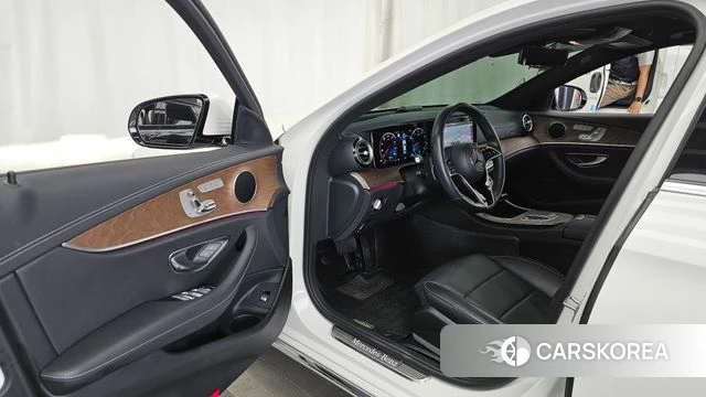 Mercedes-Benz E-Class W213 id 4501696 из Кореи 34