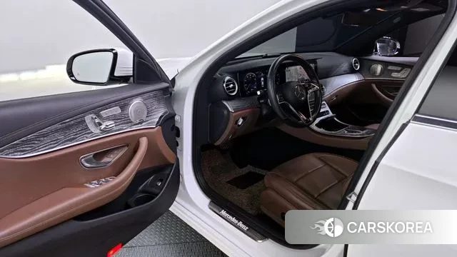 Mercedes-Benz E-Class W213 id 3508402 из Кореи 20