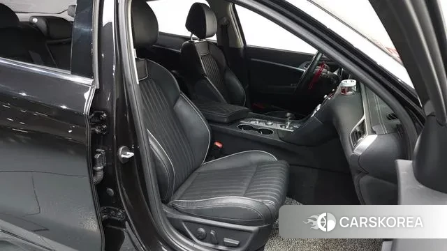 Genesis G70 id 2981686 из Кореи 20