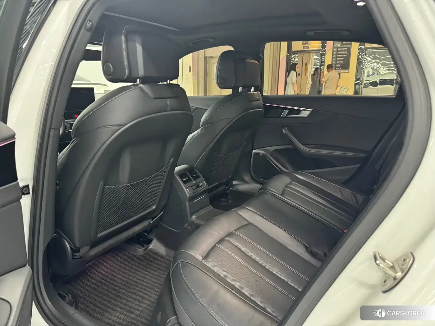 Audi A4L id 4514143 из Китая 12