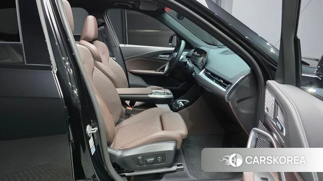 BMW X1 (U11) id 4480684 из Кореи 36