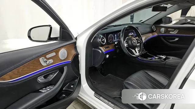 Mercedes-Benz E-Class W213 id 3578405 из Кореи 20