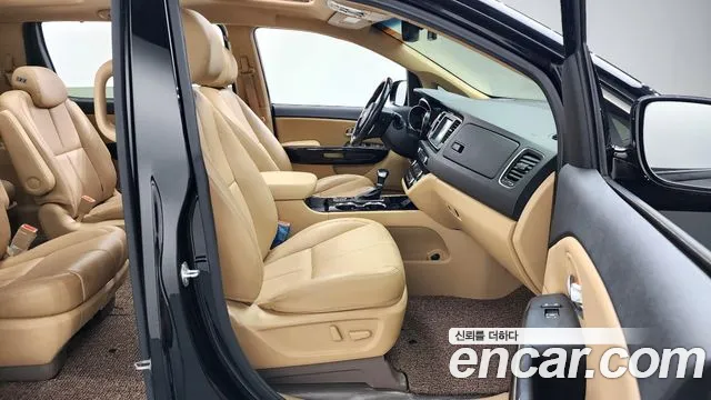 Kia The New Carnival id 2474415 из Кореи 20