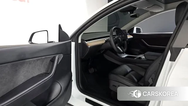 Tesla Model Y id 3280512 из Кореи 20