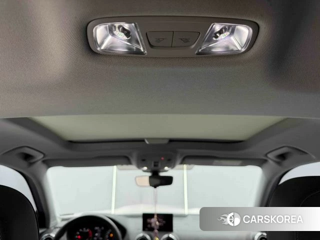Audi Q2L id 4365887 из Китая 21
