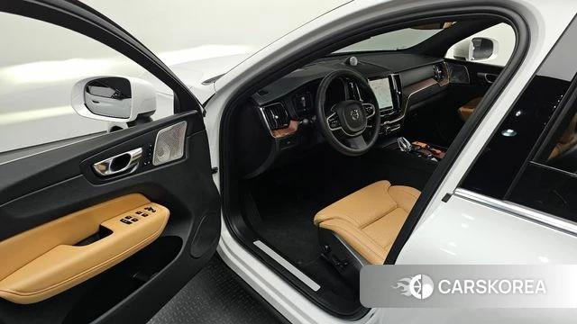 Volvo XC60 second Generation id 4342395 из Кореи 33