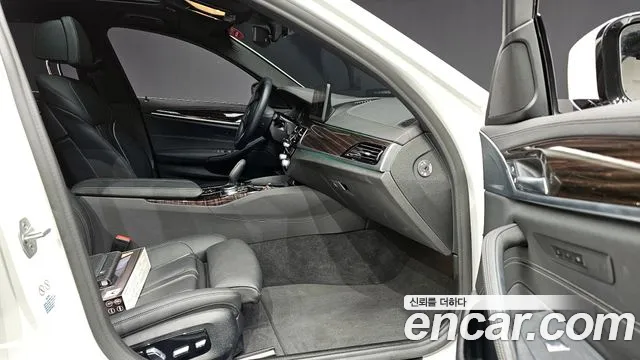 BMW 5 Series (G30) id 2705335 из Кореи 20