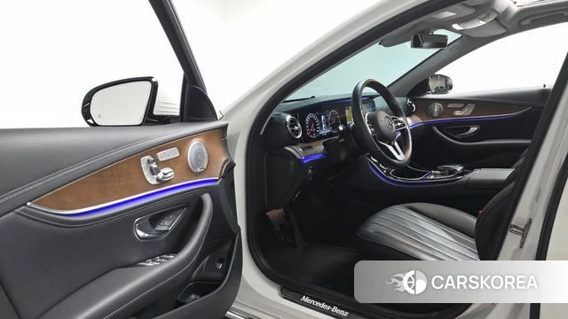 Mercedes-Benz E-Class W213 id 4490305 из Кореи 35