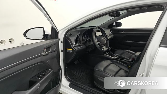 Hyundai Avante AD id 4371894 из Кореи 30