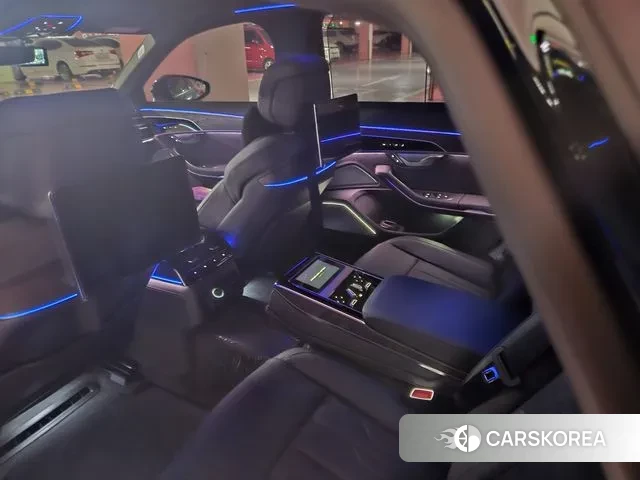 Audi A8 (D5) id 3605939 из Кореи 11