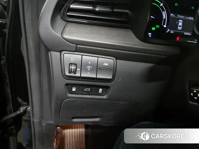 Kia K7 Premier Hybrid id 3760152 из Кореи 16