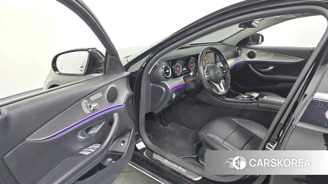 Mercedes-Benz E-Class W213 id 3622479 из Кореи 20