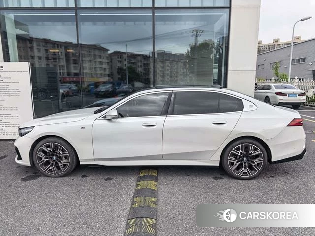 BMW 5 series id 4277931 из Китая 11