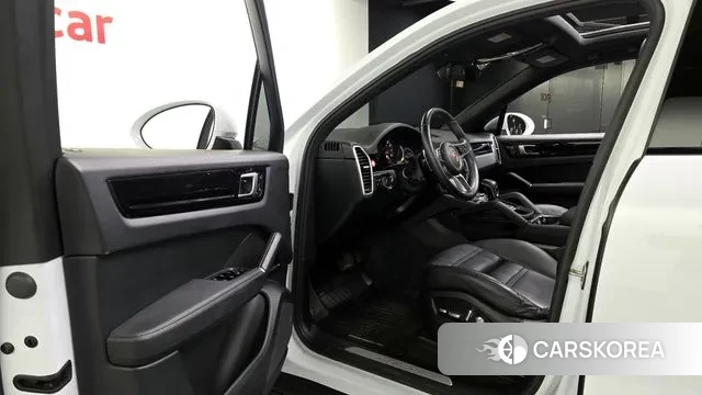 Porsche Cayenne (PO536) id 2976894 из Кореи 20