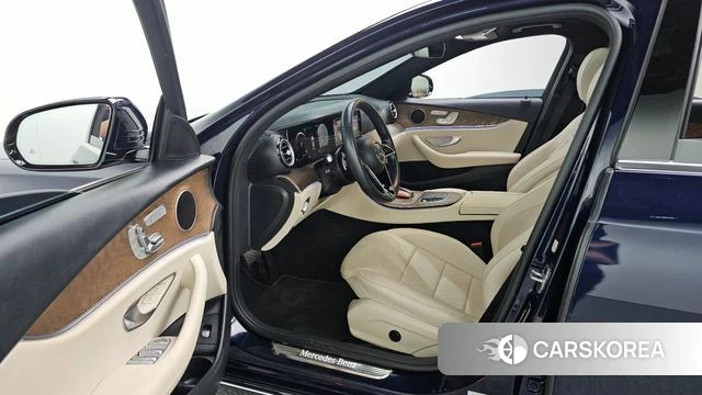 Mercedes-Benz E-Class W213 id 4224642 из Кореи 35