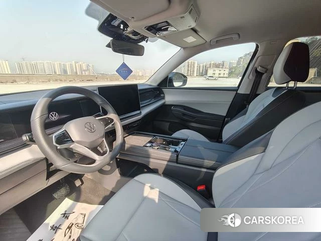 Volkswagen Tourang id 4256179 из Китая 30