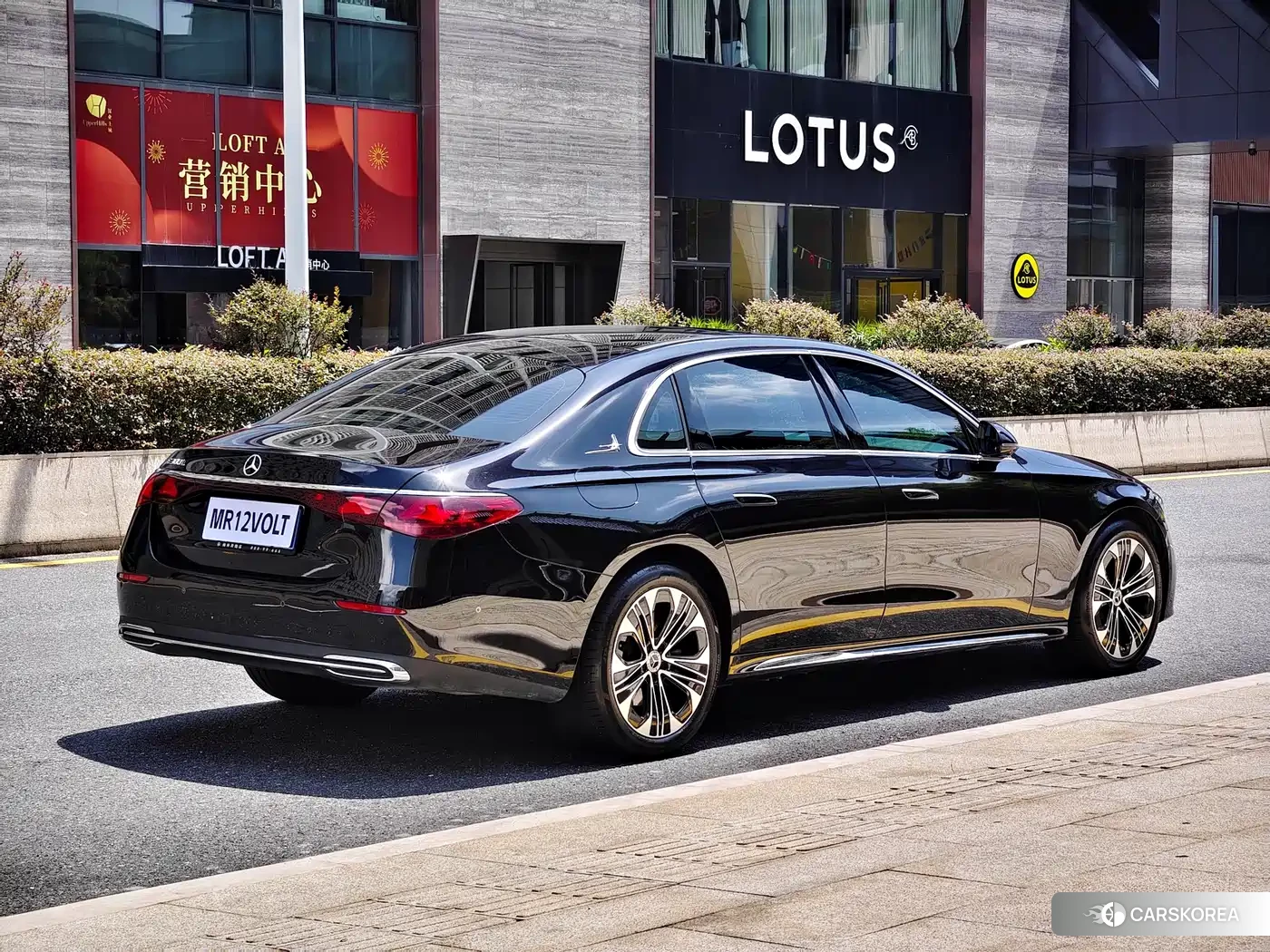 Mercedes-Benz E-Class id 4565286 из Китая 19