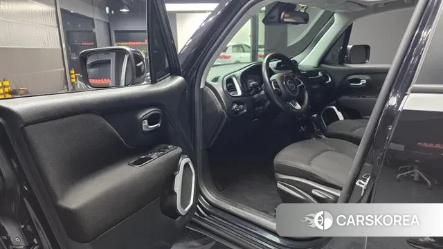 Jeep Renegade id 3691806 из Кореи 20