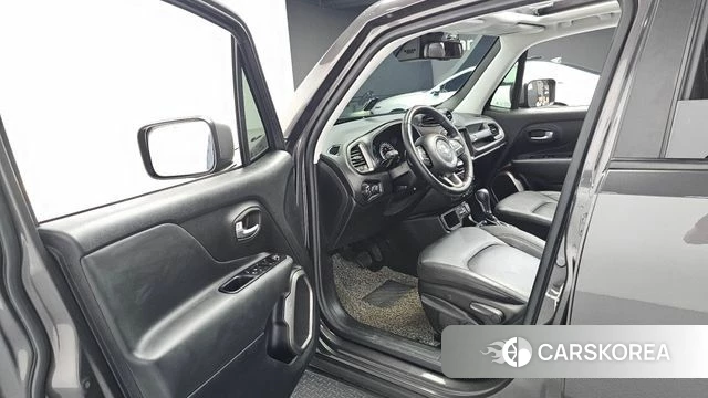 Jeep Renegade id 4593237 из Кореи 20