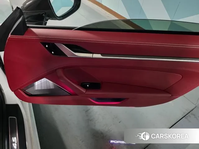 Porsche 911(992) id 3735886 из Кореи 12