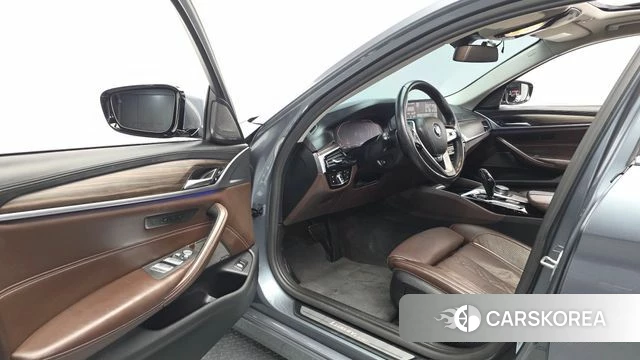 BMW 5 Series (G30) id 4864861 из Кореи 32