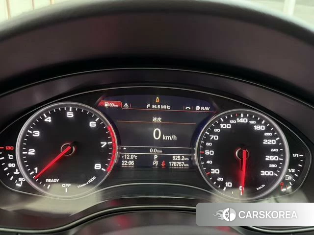 Audi A6L id 4207276 из Китая 14