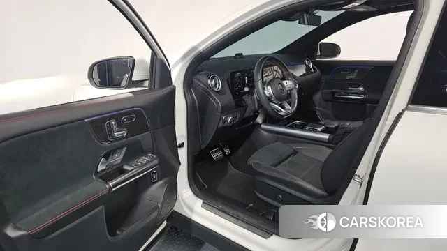 Mercedes-Benz GLA - Class H247 id 3389151 из Кореи 20