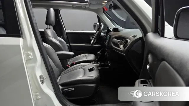 Jeep Renegade id 2960273 из Кореи 20